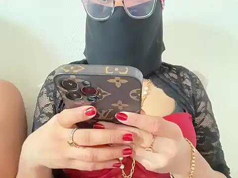 manesa1 online show from January 14, 2026, 11:49 am