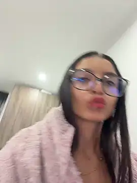 violeta365 online show from April 7, 2026, 2:17 pm