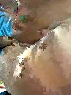 HinayLa online show from November 2, 2025, 8:22 pm