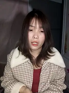 Fish yellow online show from December 3, 2025, 1:20 pm