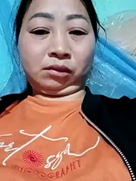 Snapshot of suka-bibi chatting on November 28, 2025, 1:14 pm suka-bibi online show from November 28, 2025, 1:14 pm