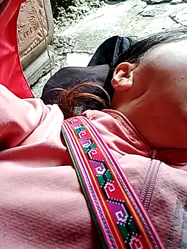 Snapshot of suka-bibi chatting on December 14, 2025, 5:35 am suka-bibi online show from December 14, 2025, 5:35 am