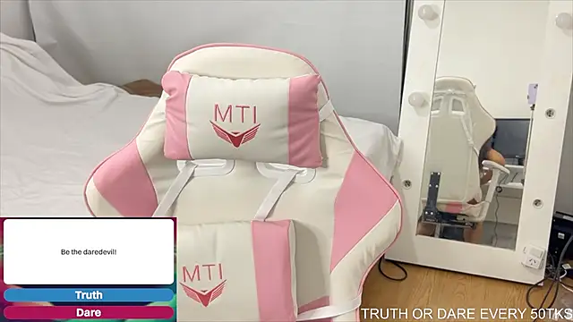 Snapshot of julia_mendes chatting on November 21, 2025, 3:38 am julia mendes online show from November 21, 2025, 3:38 am