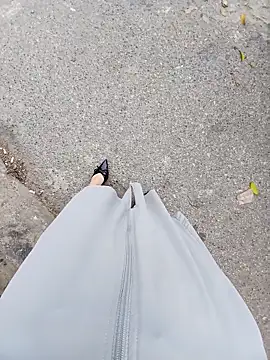 Mina-02 online show from October 25, 2025, 8:22 am