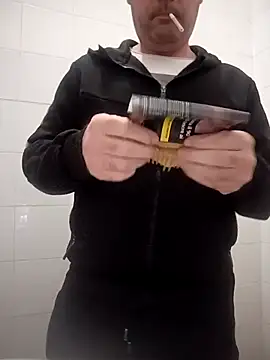 Snapshot of Romaeterna_ chatting on November 10, 2025, 5:34 pm Romaeterna online show from November 10, 2025, 5:34 pm