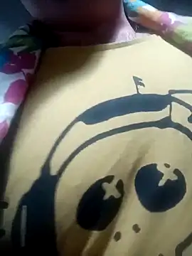 Snapshot of Romaeterna_ chatting on November 17, 2025, 2:17 am Romaeterna online show from November 17, 2025, 2:17 am