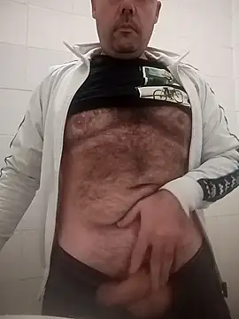 Snapshot of Romaeterna_ chatting on November 18, 2025, 5:06 pm Romaeterna online show from November 18, 2025, 5:06 pm