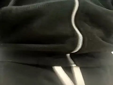 Snapshot of Romaeterna_ chatting on December 17, 2025, 2:45 pm Romaeterna online show from December 17, 2025, 2:45 pm