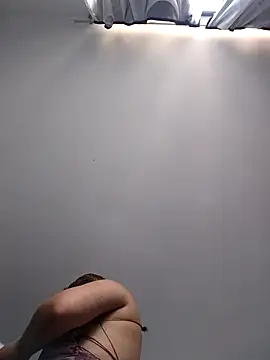 celeste 83 online show from December 13, 2025, 7:53 pm