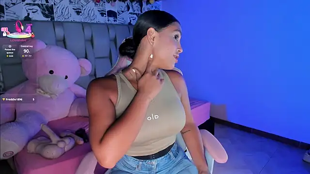 Snapshot of sofialaurentxox chatting on January 8, 2026, 8:22 pm sofialaurentxox online show from January 8, 2026, 8:22 pm