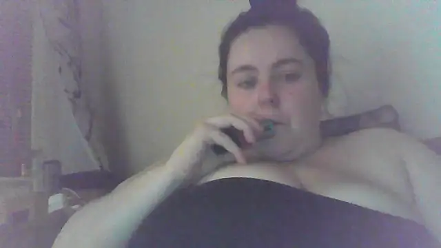 Snapshot of Maya_29x chatting on June 28, 2026, 1:22 am Maya 29x online show from June 28, 2026, 1:22 am