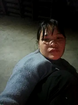 chipu06 online show from December 15, 2025, 11:25 am