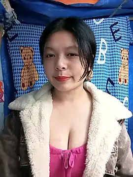 lisa-bae00 online show from January 8, 2026, 12:18 pm