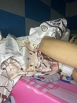 Candy 111 online show from October 24, 2025, 5:48 am