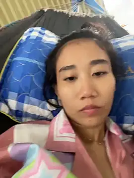 Candy 111 online show from December 4, 2025, 6:01 am