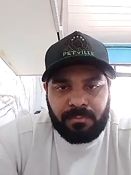 Sfdocom online show from November 6, 2025, 6:42 pm