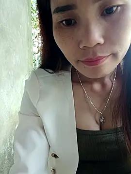 Bear bear0 online show from November 7, 2025, 1:05 am