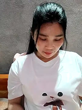 Snapshot of Bear_bear0 chatting on May 1, 2026, 11:37 am Bear bear0 online show from May 1, 2026, 11:37 am