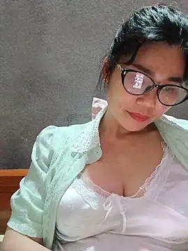 Snapshot of Bear_bear0 chatting on May 29, 2026, 9:29 am Bear bear0 online show from May 29, 2026, 9:29 am