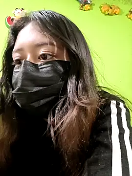 XxxXeduRLupit online show from April 18, 2026, 3:21 am