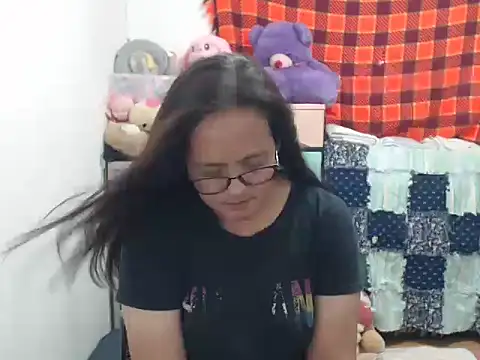 Kinkybela2025 online show from November 15, 2025, 2:20 am