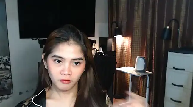 SeductiveTsDoll online show from March 20, 2025, 5:57 am