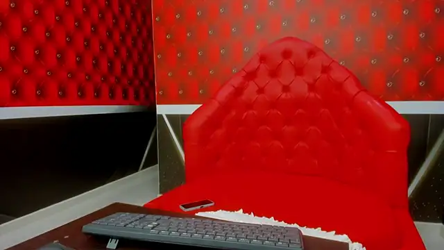 Bianca Millf online show from February 7, 2026, 3:54 am