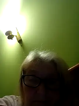 AmyLove353 online show from March 29, 2026, 8:42 pm