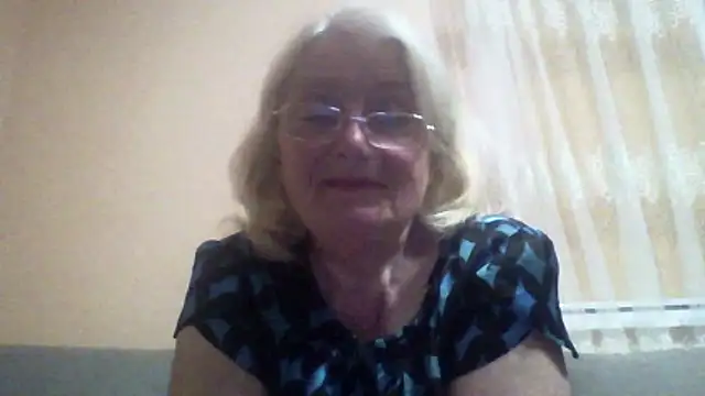 Snapshot of AmyLove353 chatting on May 7, 2026, 9:31 pm AmyLove353 online show from May 7, 2026, 9:31 pm