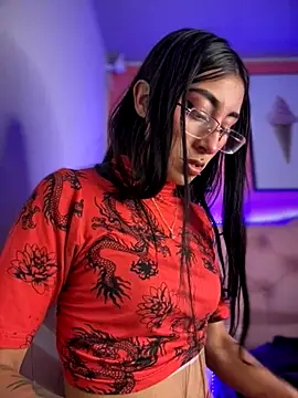 Violeet-Smith online show from October 23, 2025, 1:32 pm