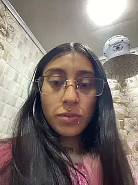 Violeet-Smith online show from November 30, 2025, 5:50 pm