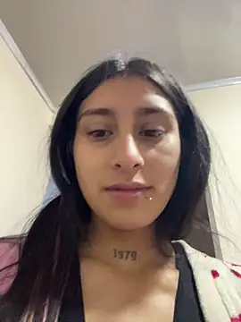 Violeet-Smith online show from December 20, 2025, 1:40 pm