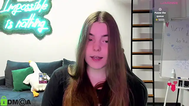 MiraaBloom online show from December 2, 2025, 2:12 pm