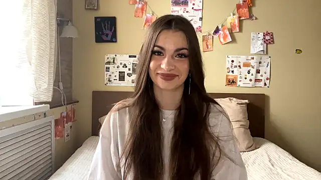 TheRealAnna online show from October 31, 2025, 8:26 am