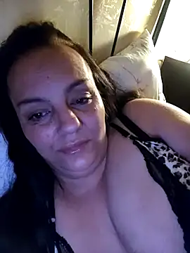 karina katy online show from October 22, 2025, 5:08 am