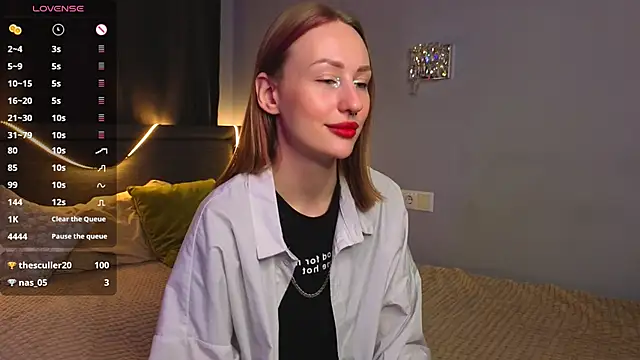 ZolaDickmann online show from October 30, 2025, 8:05 am