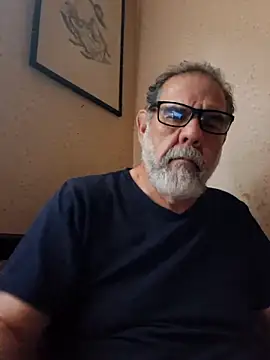 Snapshot of pena633 chatting on May 9, 2026, 12:16 am pena633 online show from May 9, 2026, 12:16 am