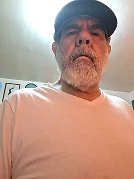 Snapshot of pena633 chatting on May 14, 2026, 8:10 am pena633 online show from May 14, 2026, 8:10 am