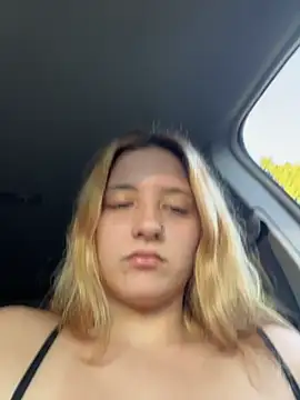 xoxokehlani online show from July 13, 2026, 12:24 am