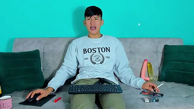 Nicolas Torres  online show from November 13, 2025, 3:05 am