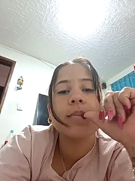 Snapshot of TamySweet69 chatting on October 29, 2025, 2:52 pm TamySweet69 online show from October 29, 2025, 2:52 pm