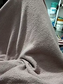 Snapshot of naveen_3222 chatting on November 10, 2025, 5:45 pm naveen 3222 online show from November 10, 2025, 5:45 pm