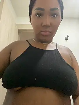 Snapshot of Viana_dior chatting on October 30, 2025, 8:31 pm Viana dior online show from October 30, 2025, 8:31 pm