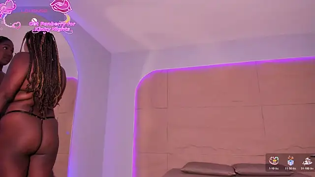 Snapshot of Viana_dior chatting on December 13, 2025, 9:53 pm Viana dior online show from December 13, 2025, 9:53 pm