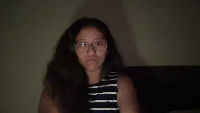 Kmiii21 online show from November 10, 2025, 4:55 am