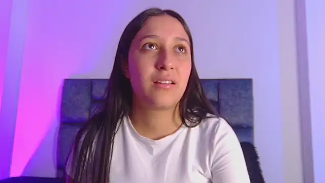 kittymonroe1 online show from December 14, 2025, 5:07 pm