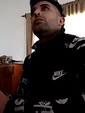 EliNico20x online show from November 6, 2025, 1:56 pm