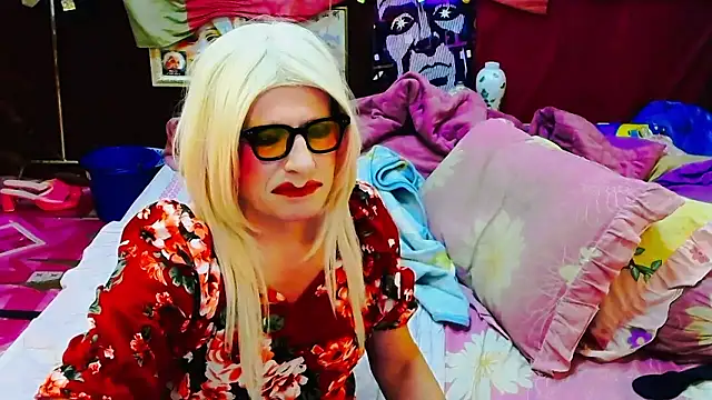 Snapshot of horni4luv chatting on January 6, 2026, 11:07 pm horni4luv online show from January 6, 2026, 11:07 pm