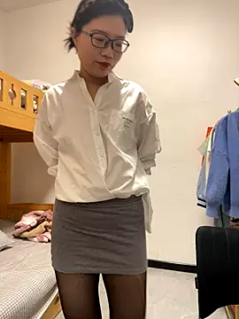 Snapshot of Nlen_baby chatting on November 19, 2025, 12:38 pm Nlen baby online show from November 19, 2025, 12:38 pm