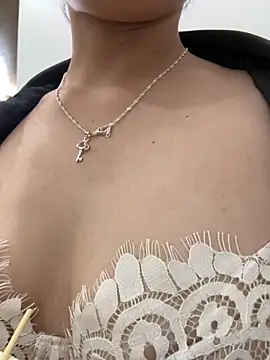 Hana yukii online show from November 28, 2025, 5:48 pm